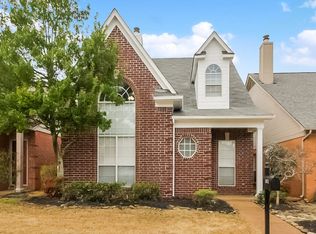 8676 Eagle View Dr, Cordova, TN 38018