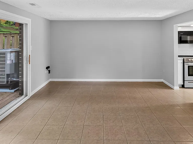 6556 Pennacook Ct — Photo 19