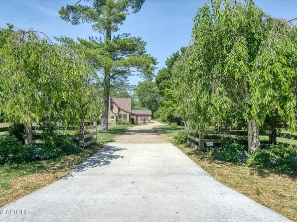 3159 Pigeon Ridge Rd, Crossville, TN 38555