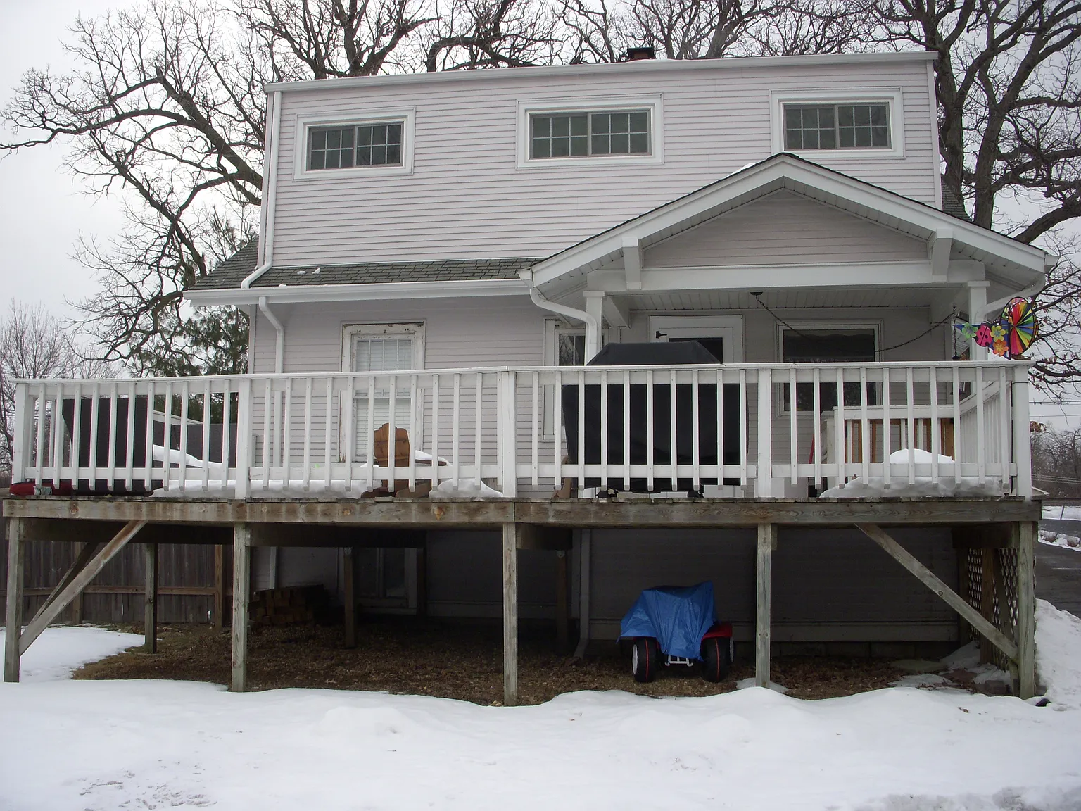 553 Glen Oak Rd photo 1