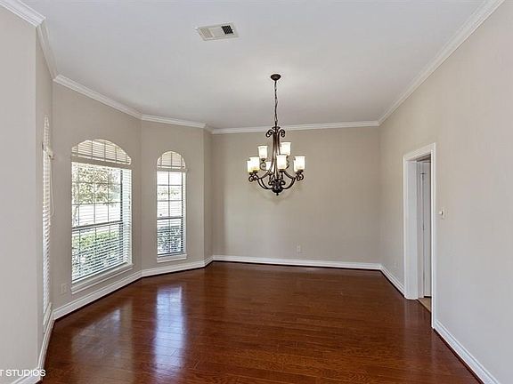 5th image of 12302 Brook Cove Dr