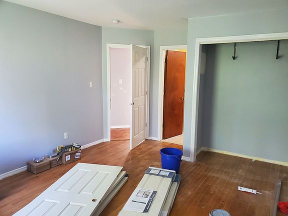 3rd image of 391 Sumpter St Floor 2