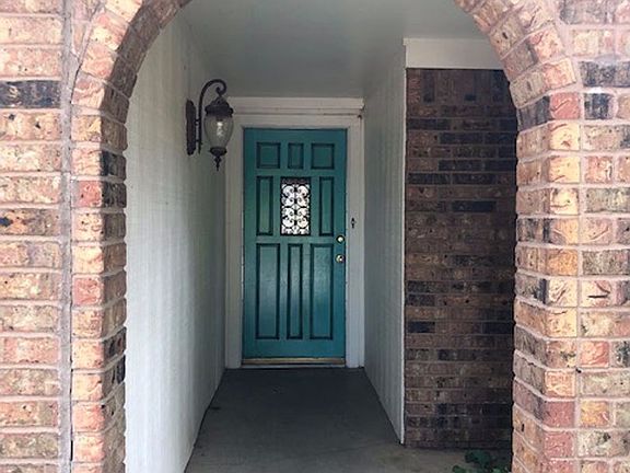 2nd image of 6718 Arroyo Dr