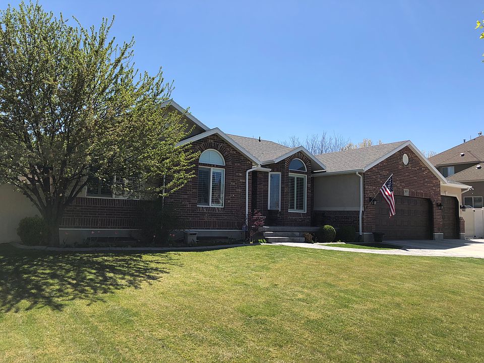 1st image of 2917 W Rock Creek Dr