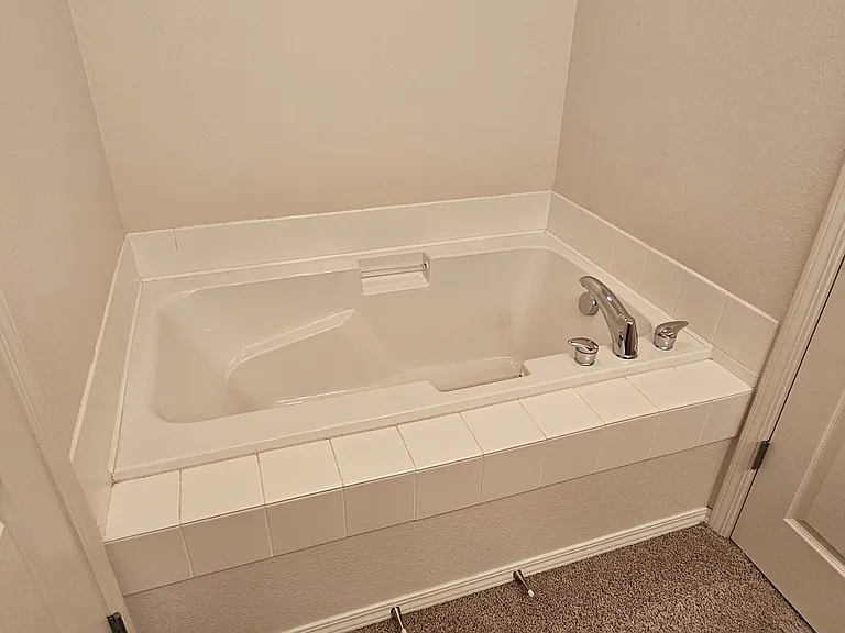 6261 SW 208th Ter — Photo 15
