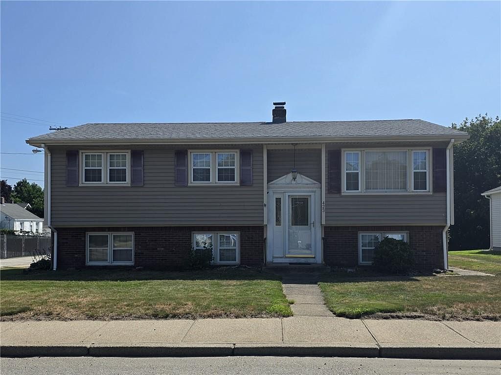 423 George Waterman Rd, Johnston, RI 02919 | Zillow