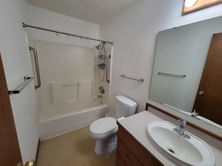 1620 E G St #6 — Photo 6