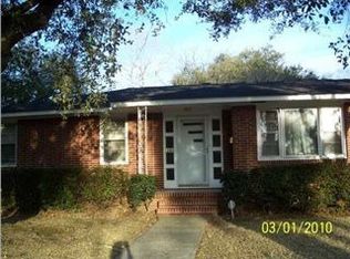 1380 Hartford Cir, North Charleston, SC 29405