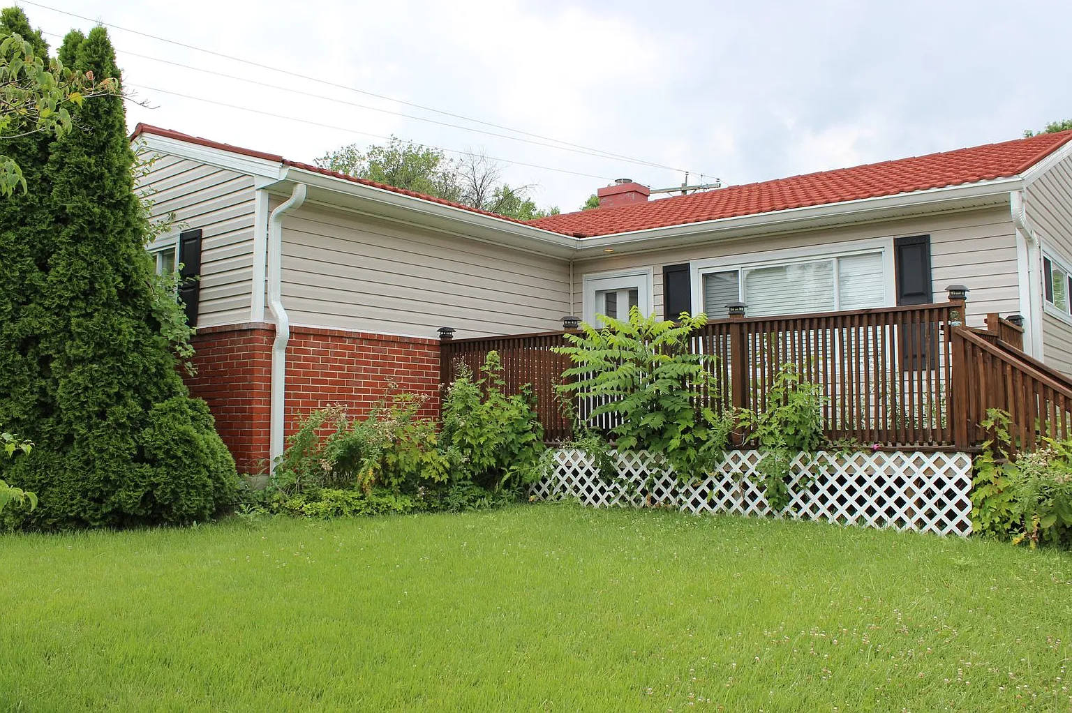 Charming 3BD/2BA Home in Kings Ridge, MD! — Photo 1