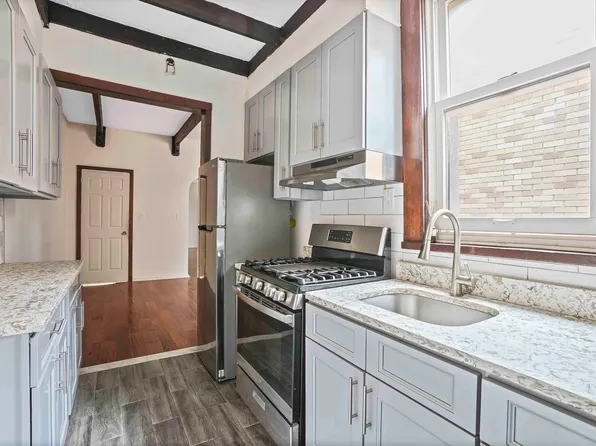 6 Lombardy Street image 5 of 48