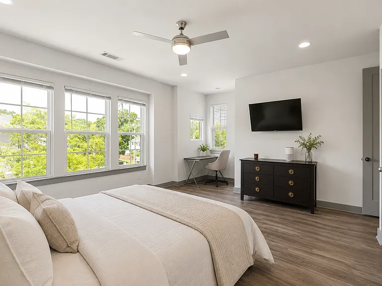 122C Oceola Ave — Photo 5