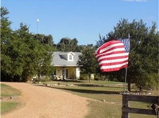 1014 Buescher Rd, Columbus, TX 78934