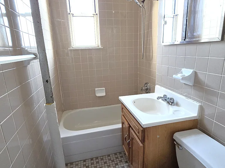34-48 32nd St #C2 — Photo 9