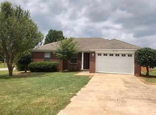 605 Sherry Dr, Beebe, AR 72012
