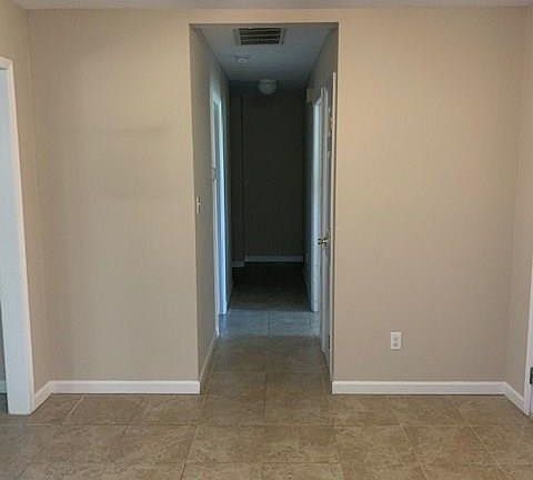 5th image of 427 Dracena Way