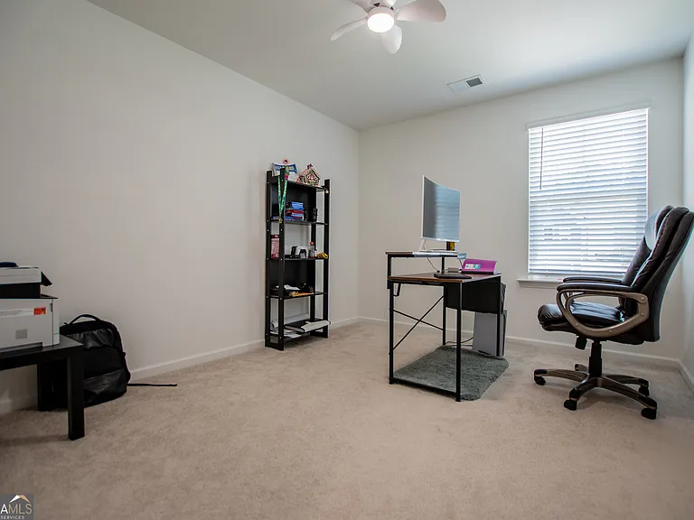 194 Rivulet Dr — Photo 17
