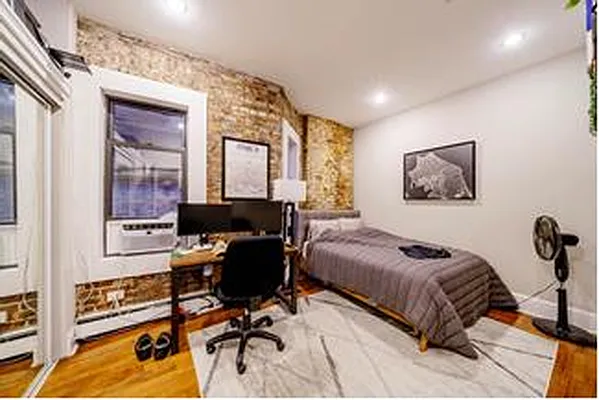 Rented by Douglas Elliman | media 29