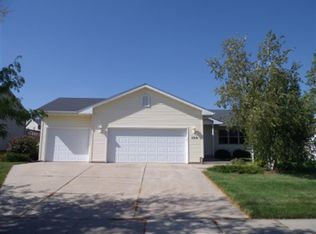 869 Baneberry Dr, Sun Prairie, WI 53590