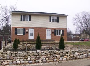2506 & 2510 Maplehurst Dr, Stow, OH 44224