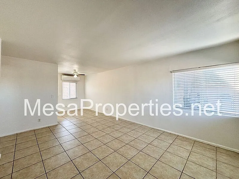 1 bed, 1.0 bath, 600 sqft, $1,150 — Photo 4
