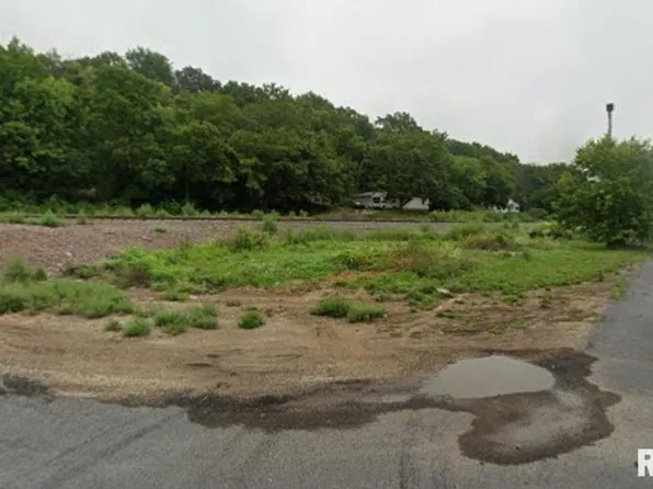 10019 W Powdermill Rd, Edwards, IL 61528