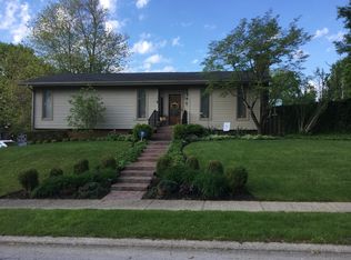 208 Whitfield Dr, Lexington, KY 40515