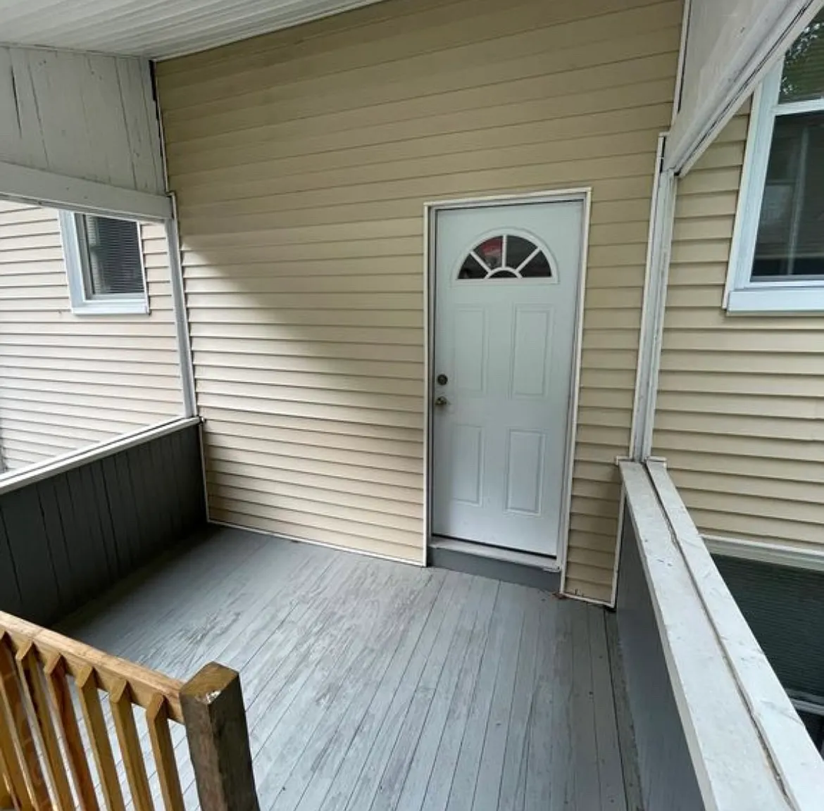 395 Bradbury St — Photo 4