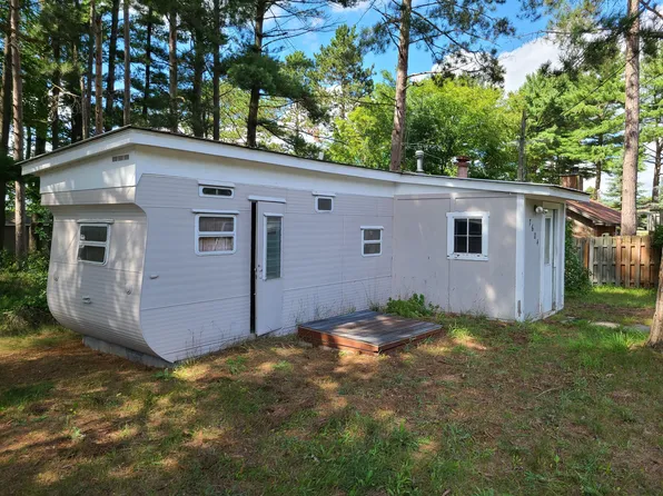 7602 First Court Ave, Gaylord, MI 49735