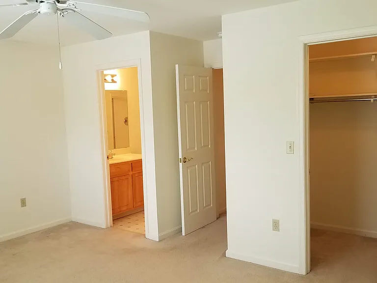 106 Oriole Ct — Photo 6