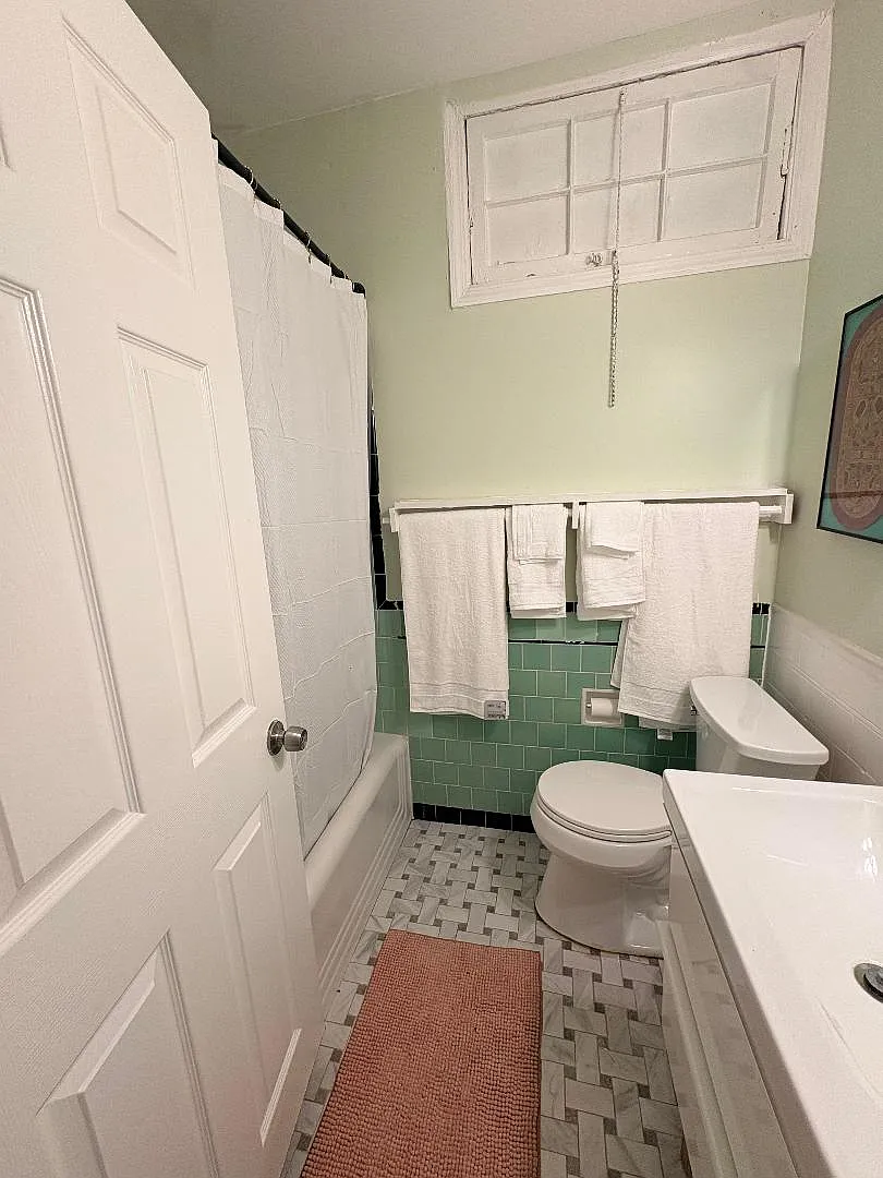 2 bed, 750 sqft, $1,490 — Photo 4