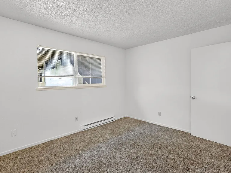 13130 SE Powell Blvd — Photo 15