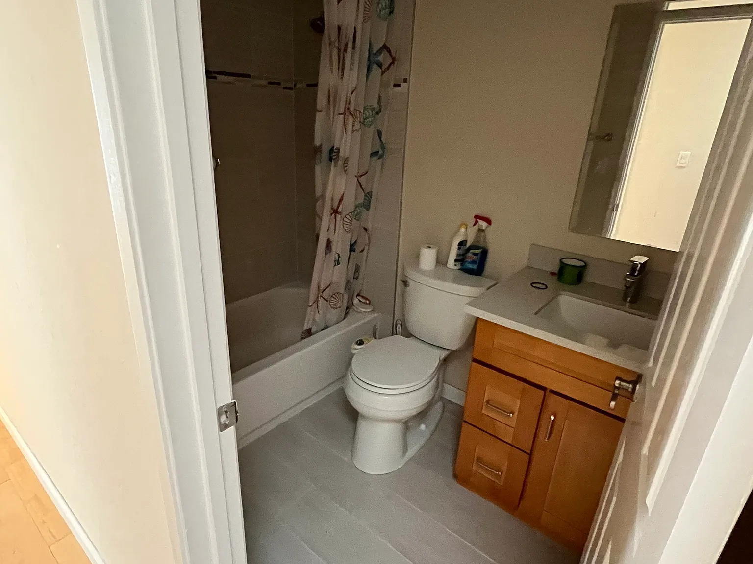 4 bed, 1470 sqft, $6,000 — Photo 2