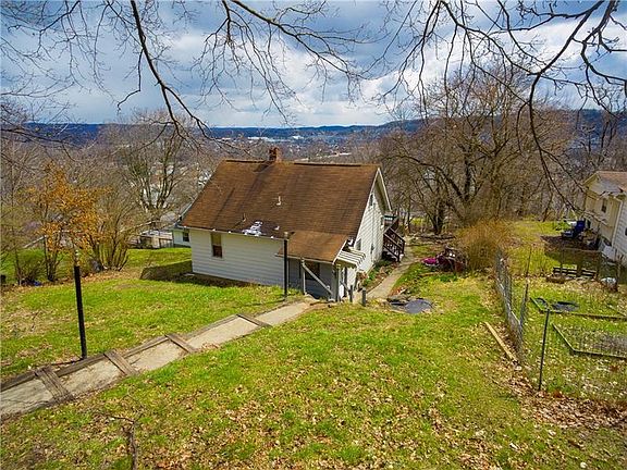 5th image of 636 Orchard Ave