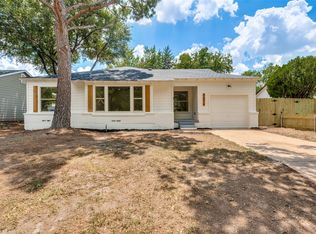 1614 W 3rd St, Irving, TX 75060