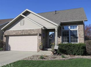 2112 Case Dr, Bloomington, IL 61701