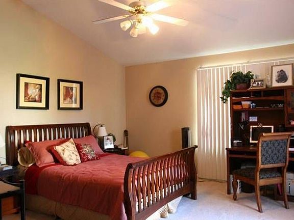 4th image of 15253 Medella Cir
