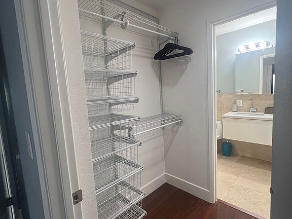 Primary walk-in-closet