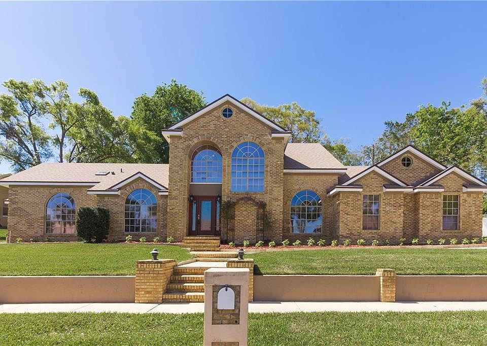 1st image of 350 Brantley Club Pl