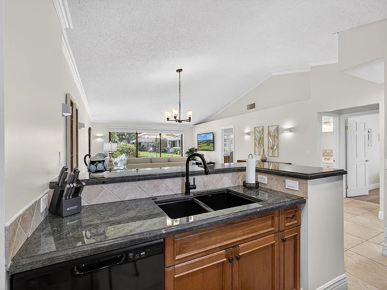 119 Club Dr — Photo 14