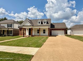 1148 Creekside Ln, Hernando, MS 38632