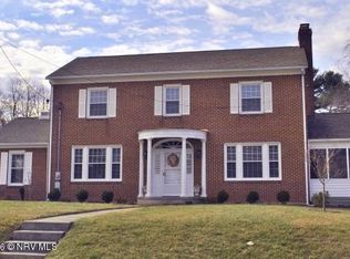 138 Ellett Dr SE, Christiansburg, VA 24073