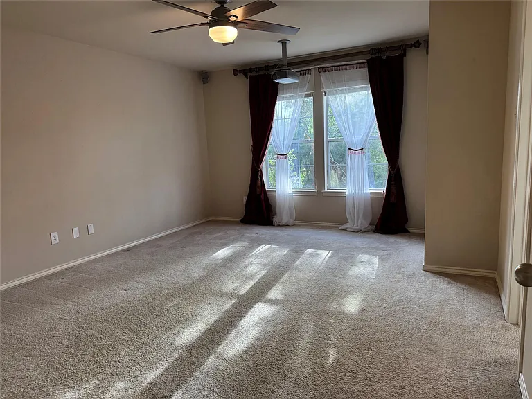 2311 Echo Harbor Dr — Photo 14