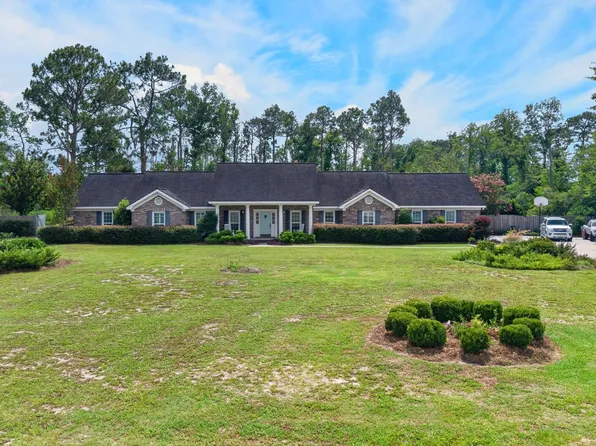 194 Forest Ave, Baxley, GA 31513
