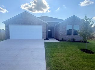571 Nevada St, Farmington, AR 72730
