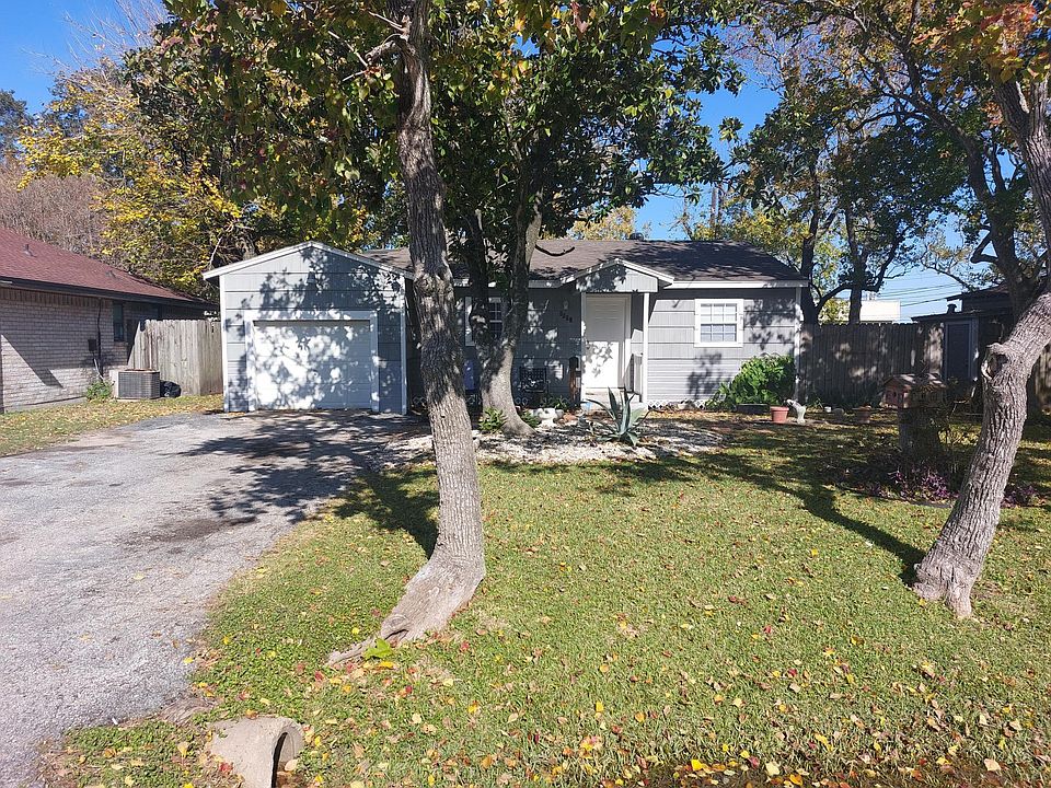 1st image of 7441 Elbridge Ln
