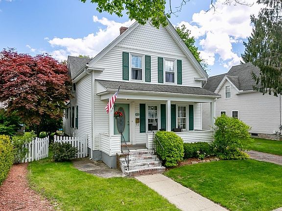 2nd image of 36 Hutchinson St