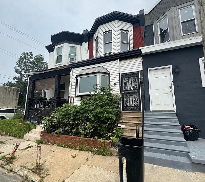 1st image of 1203 S Peach St