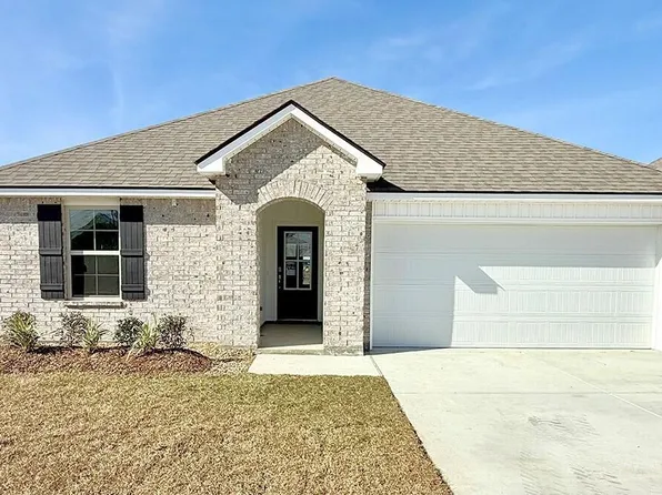 102 Lake Oak Dr, Lafayette, LA 70507