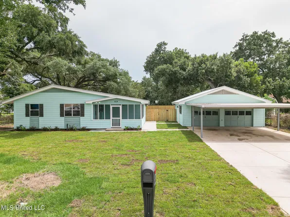 924 E 1st St, Long Beach, MS 39560