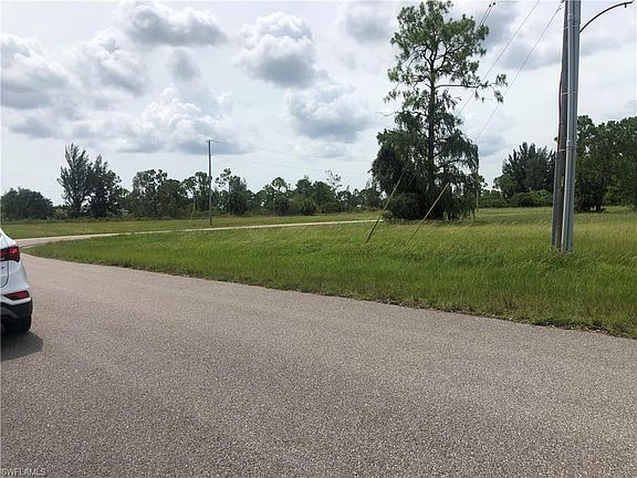 5th image of 2025 NE 33rd Ln